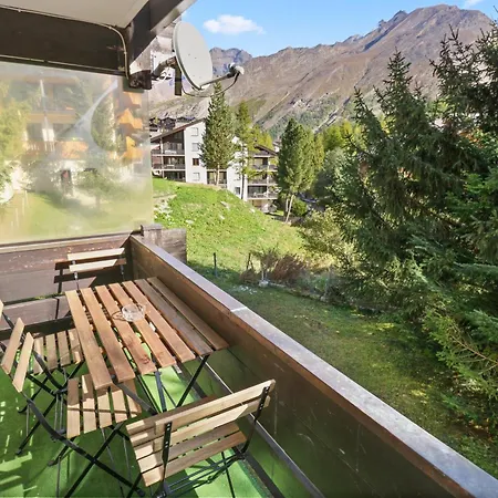 Renove A Cote Des Pistes Daire